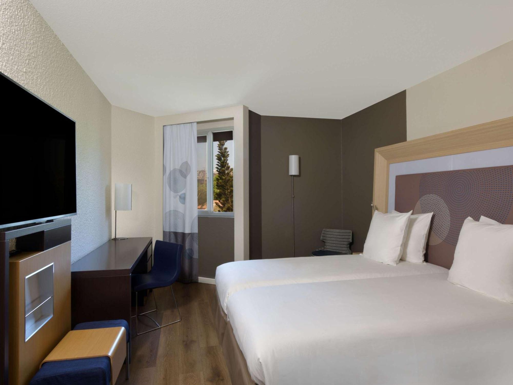 Novotel